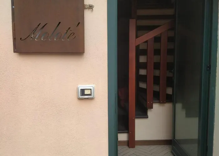 Guest House Central Molote